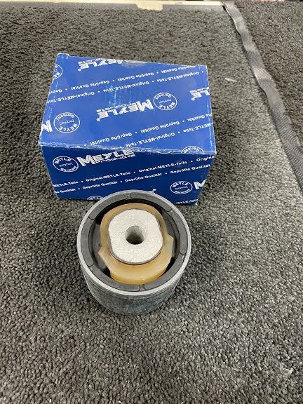 FOR JAGUAR / DAIMLER SUPER EIGHT 4.2 X350 (X358) MEYLE FRONT+ REAR ARM BUSH 