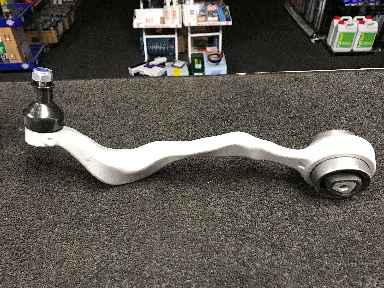 BMW 5 SERIES E60 E61 FRONT WISHBONE LOWER CONTROL ARM DRIVER SIDE RH