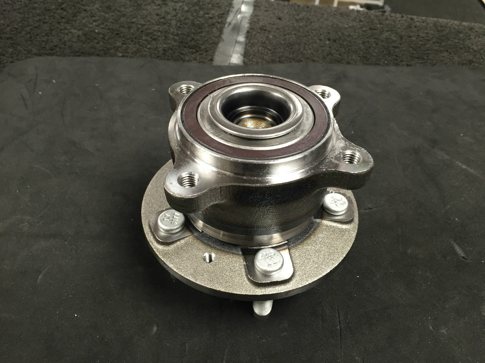 VAUXHALL ASTRA J  1.3 1.4 1.6 1.7 2.0 CDTi REAR WHEEL BEARING HUB COMPLETE 15"