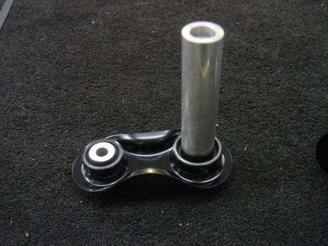 BMW  X5 E53 3.0D 4.4 4.6 4.8 REAR LOWER INTEGRAL CONTROL ARM LINK