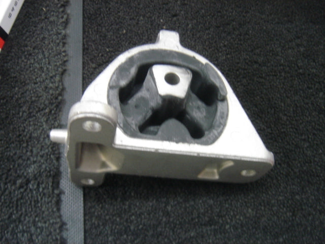 FOR CHRYSLER VOYAGER GRAND VOYAGER 2.4 2.5TD CRD 3.3 3.8 ENGINE MOUNTING REAR