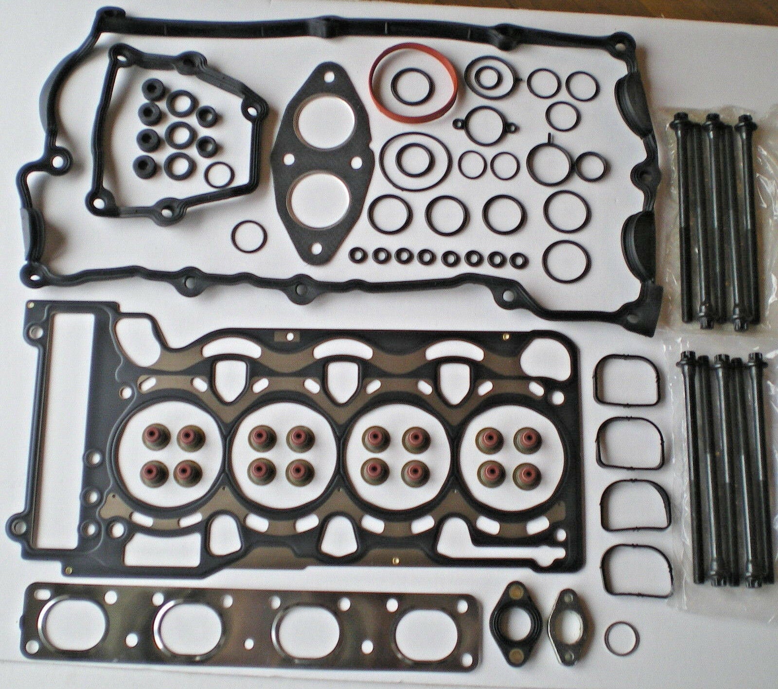 FOR BMW E46 316Ci 316i 316Ti 318i 318Ci N40 N42 N46 01-05 HEAD GASKET SET BOLTS