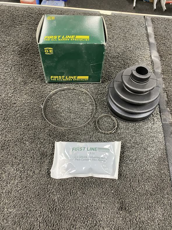 FOR FORD MAVERICK 2.4 (1993-1999) FRONT OUTER CV JOINT BOOT KIT 