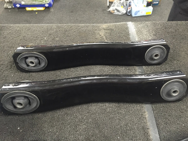 FOR JEEP GRAND CHEROKEE WG WJ 2 FRONT LOWER ARM ARMS BUSH FITTED 52088217 LH RH