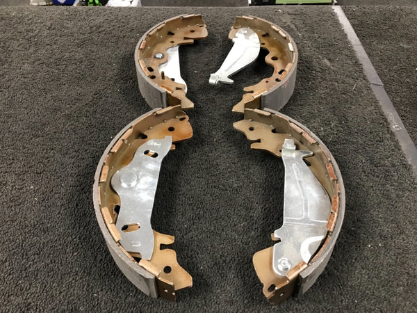 FOR KIA SEDONA 2.9 MK2  295X54MM  REAR BRAKE SHOES FULL SET NEW 