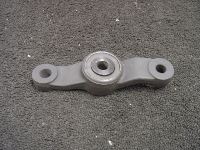 FOR CHRYSLER PT CRUISER REAR SUSPENSION PIVOT ARM  Z LINK WATTS LINK