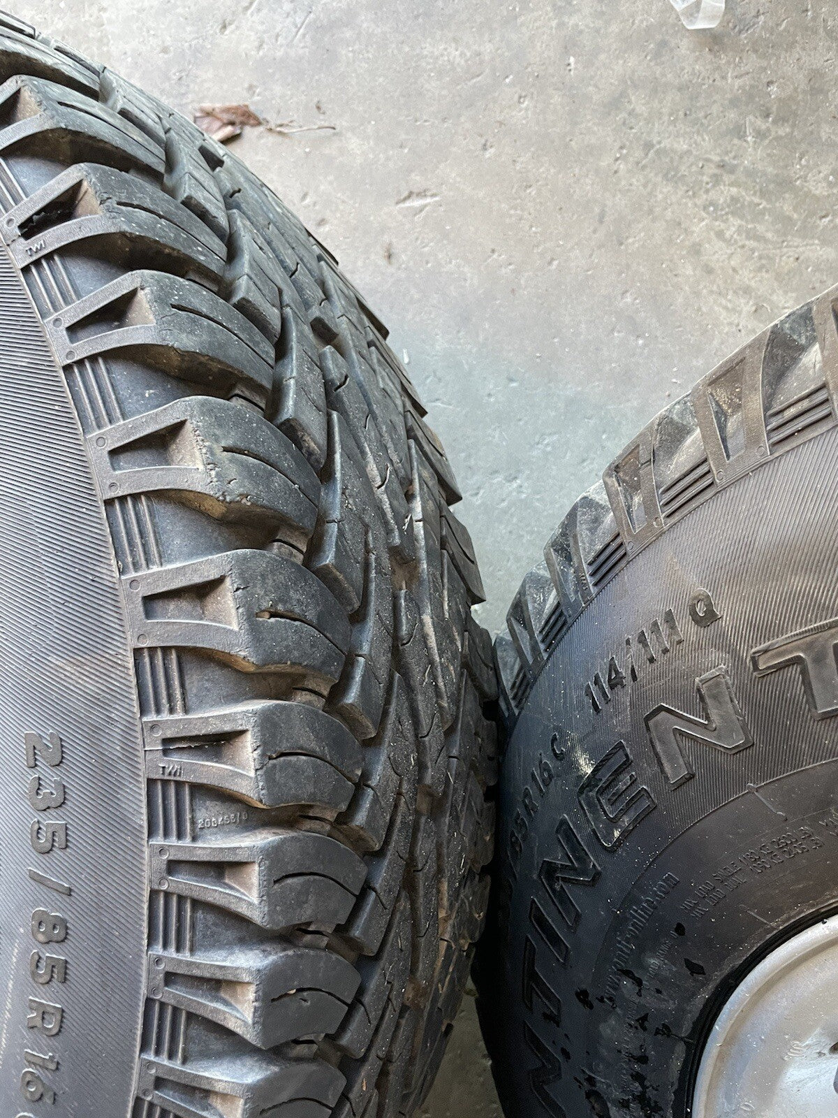 1 X FOR LAND ROVER DEFENDER SVX ALLOY WHEEL CROSS CONTI 235/85/16 C 8/9mm TREAD