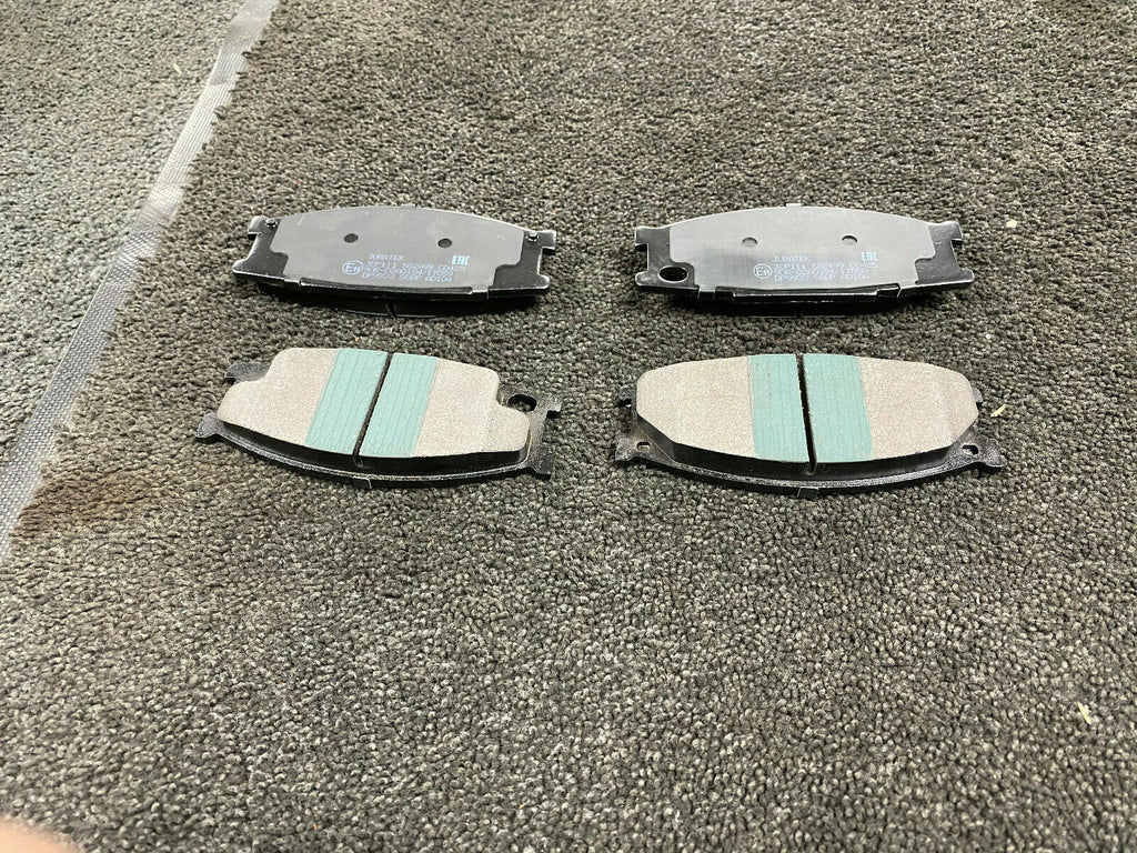 FRONT BRAKE PAD SET FOR MITSUBISHI CANTER 2.8 35 TURBO 3.0 35 1996-2005 
