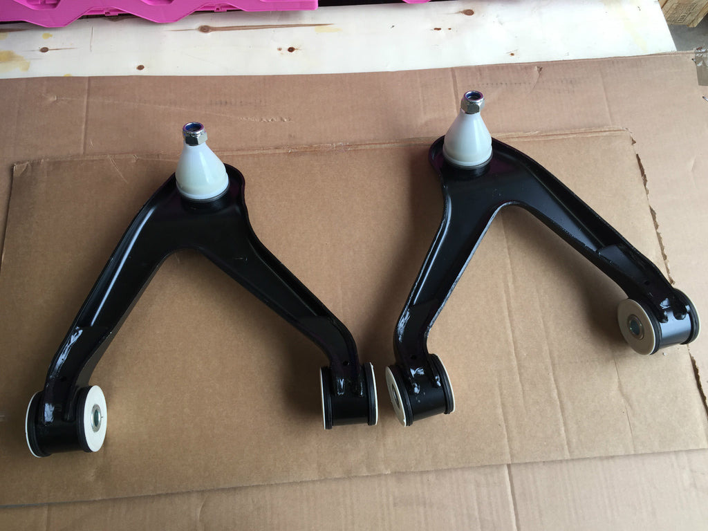 FOR IVECO DAILY 2.3TD 3.0TD 2.8TD LH+RH UPPER WISHBONE ARM & BALL JOINT BUSH
