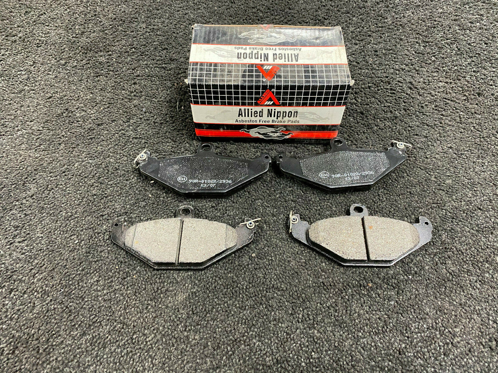 REAR BRAKE PADS SET FITS VAUXHALL VX220 2.0 TURBO LOTUS ELISE ESPIRIT 3.5 V8