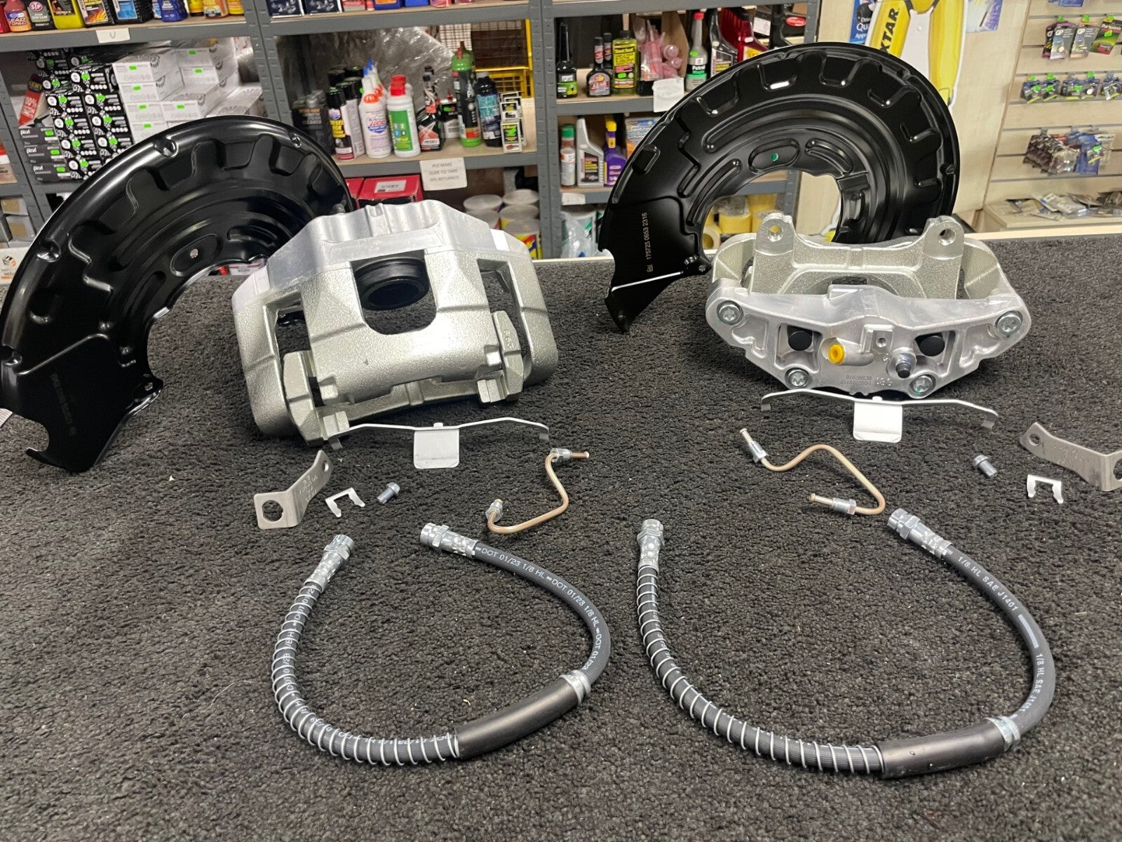 VW GOLF MK5 MK6 GTD GTi TFSi R32 BIG BRAKE CONVERSION CALIPER BRACKET KIT 345MM