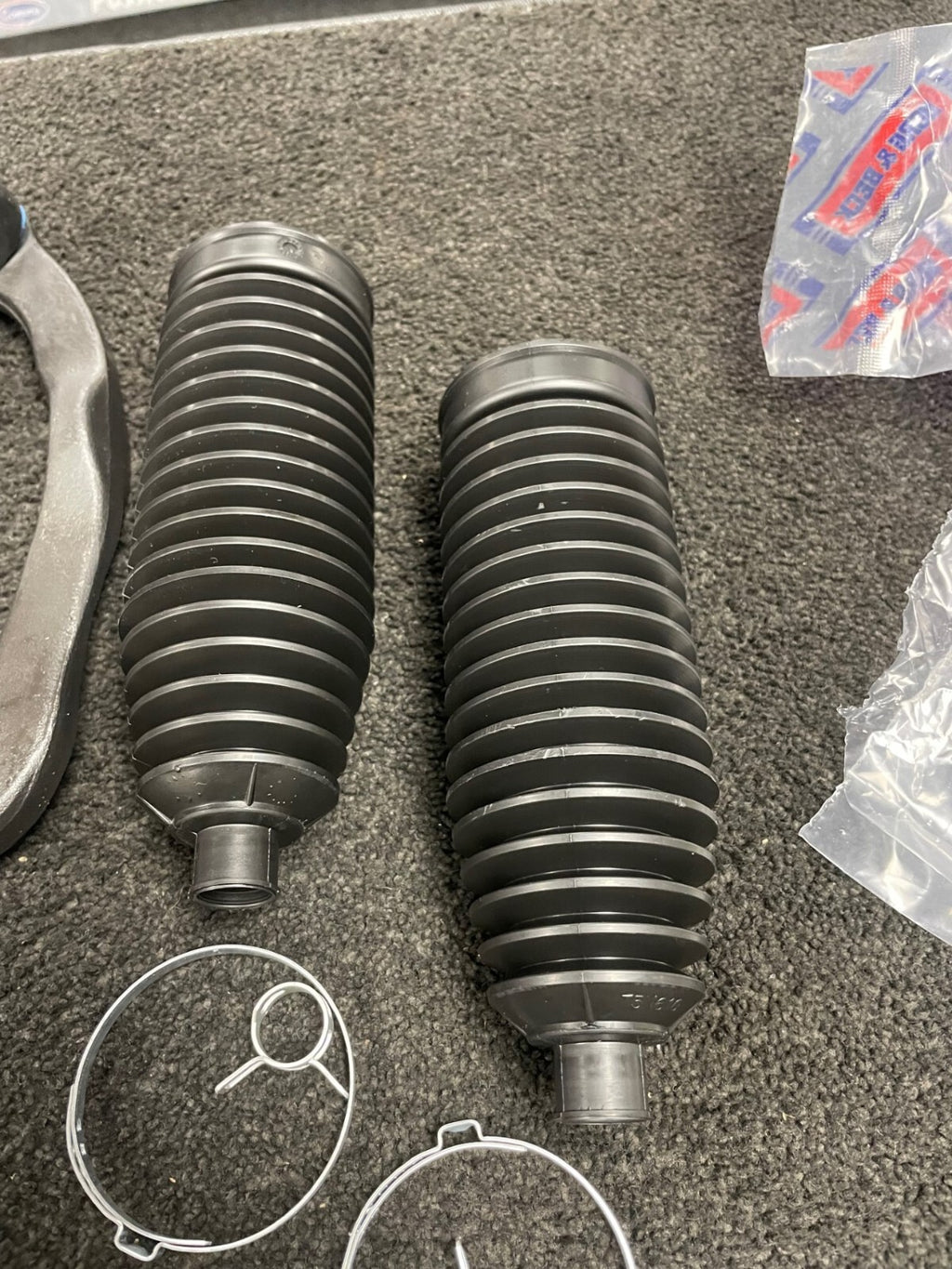 VW TRANSPORTER T5 STEERING TRACK ROD TIE ROD END BALL JOINT LINKS RACK BOOT KIT