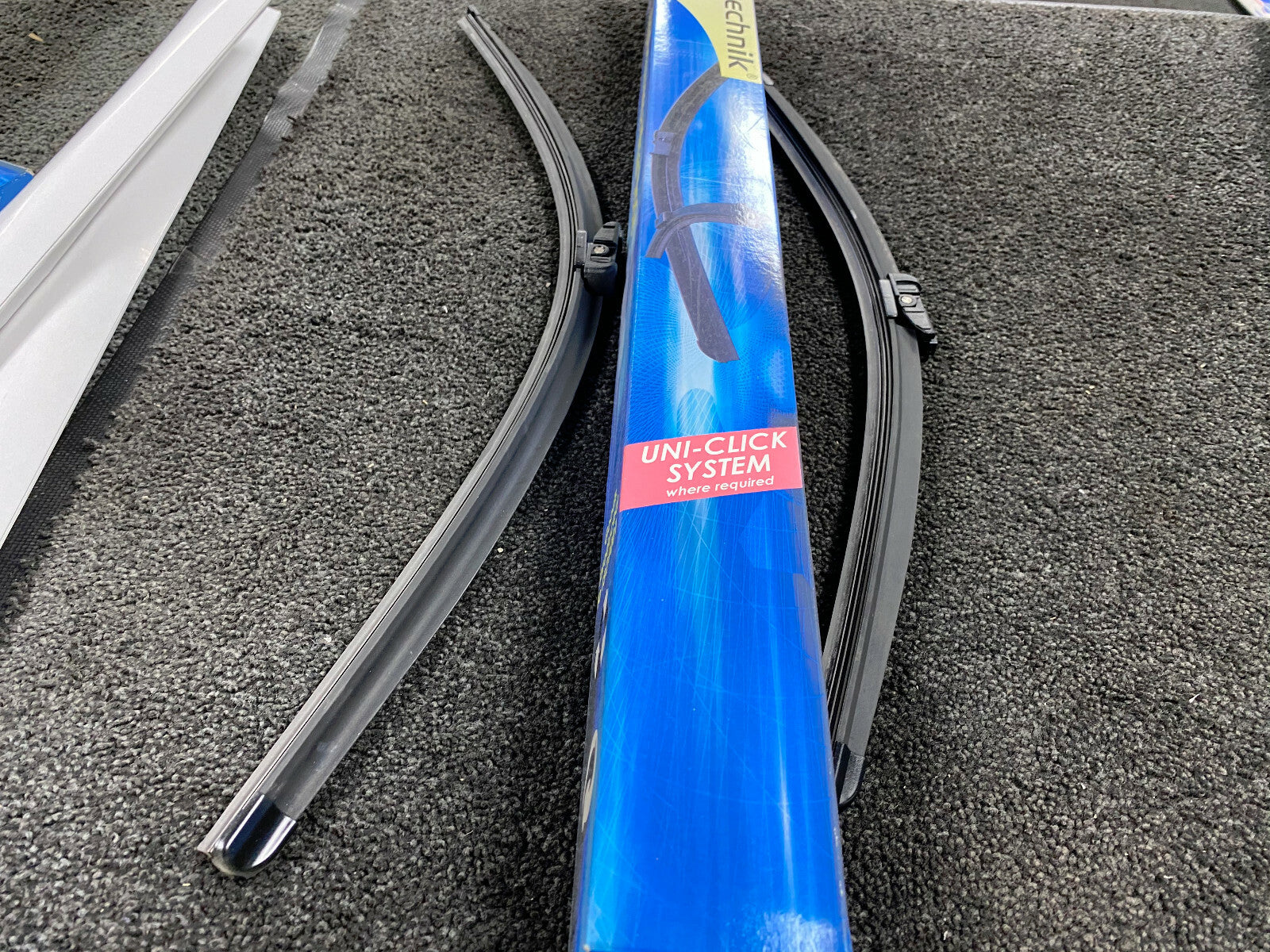 FOR AUDI A5 06/2007> 20" 24" FLAT BLADE WIPER BLADE SET WT421