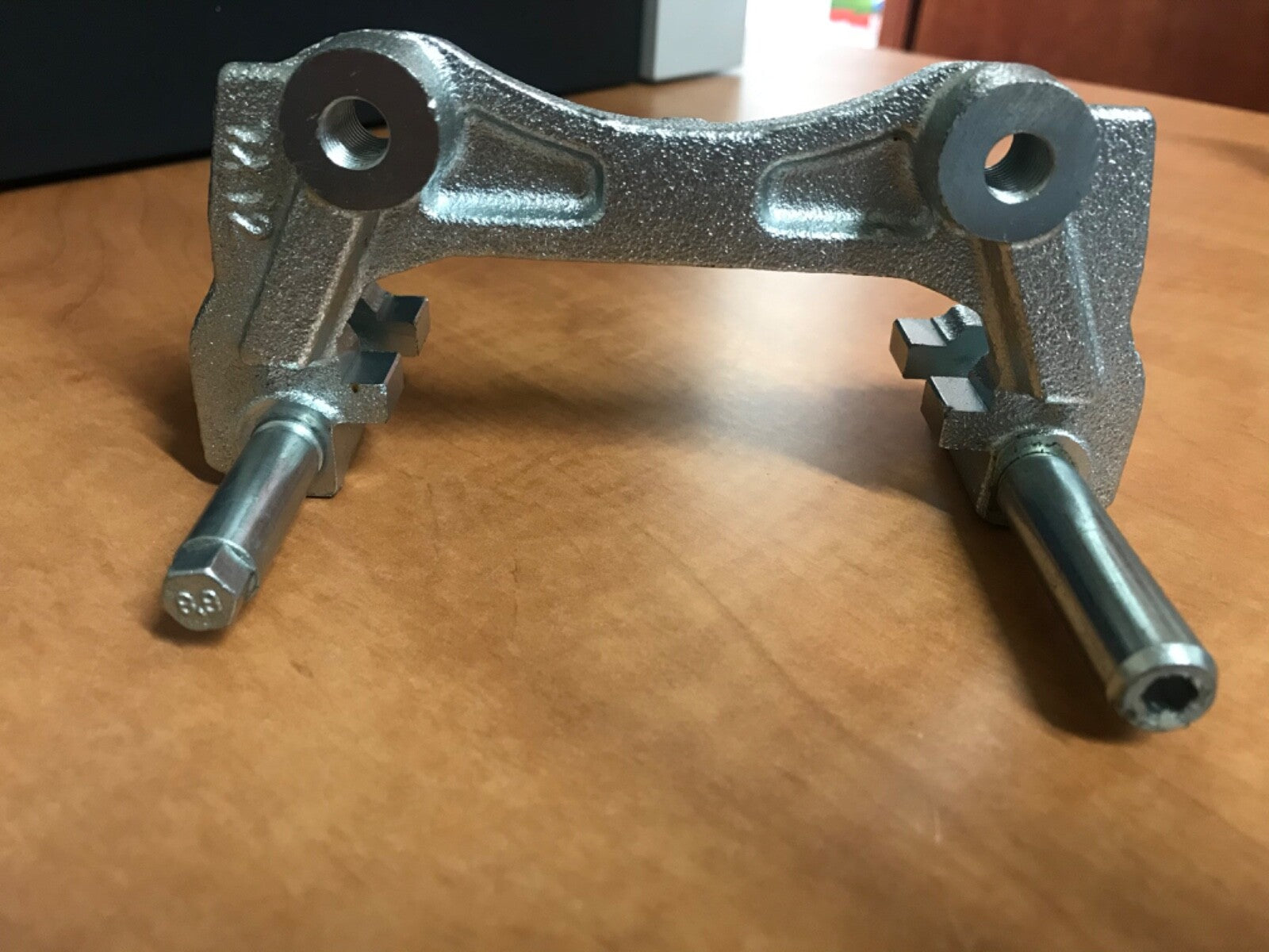MAXDA MX5 EUNOS ROADSTER 1990-05 REAR BRAKE CALIPER CARRIER BRACKET 251M DISC