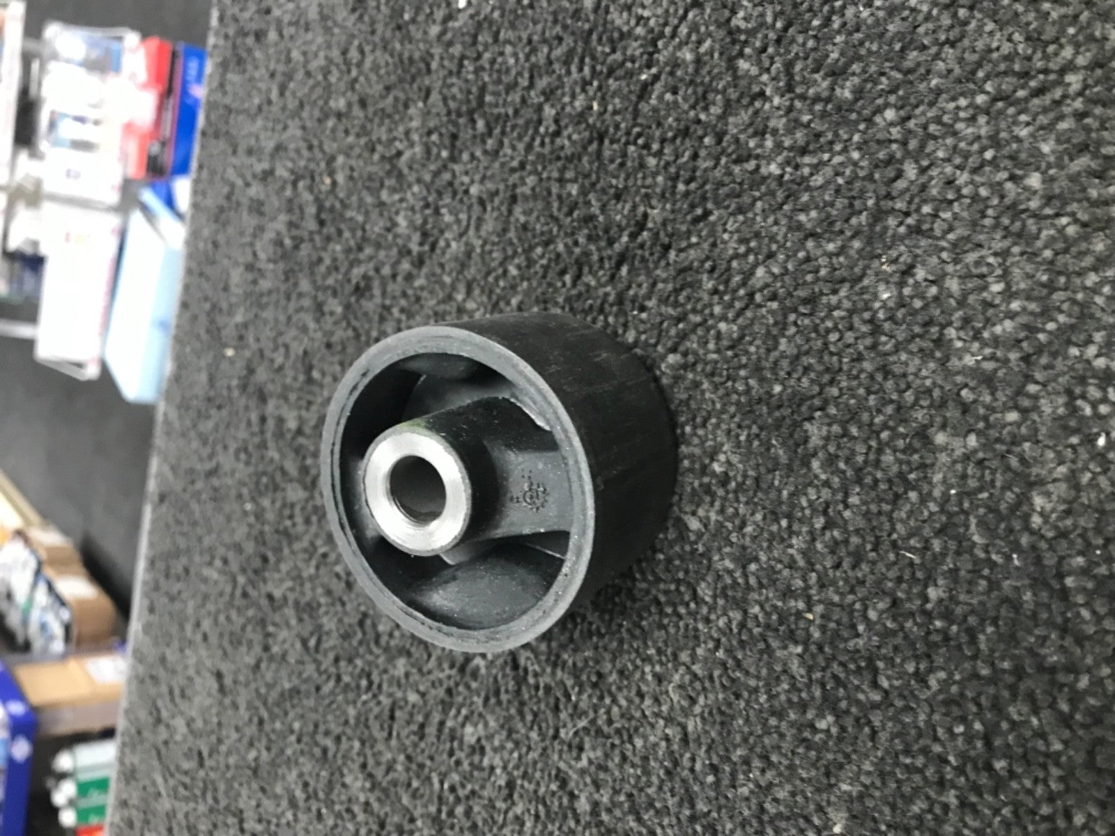 VOLVO 850 S70 V70 C70  TOP ENGINE MOUNT BUSH BUSHING HD HEAVY DUTY 9434263 