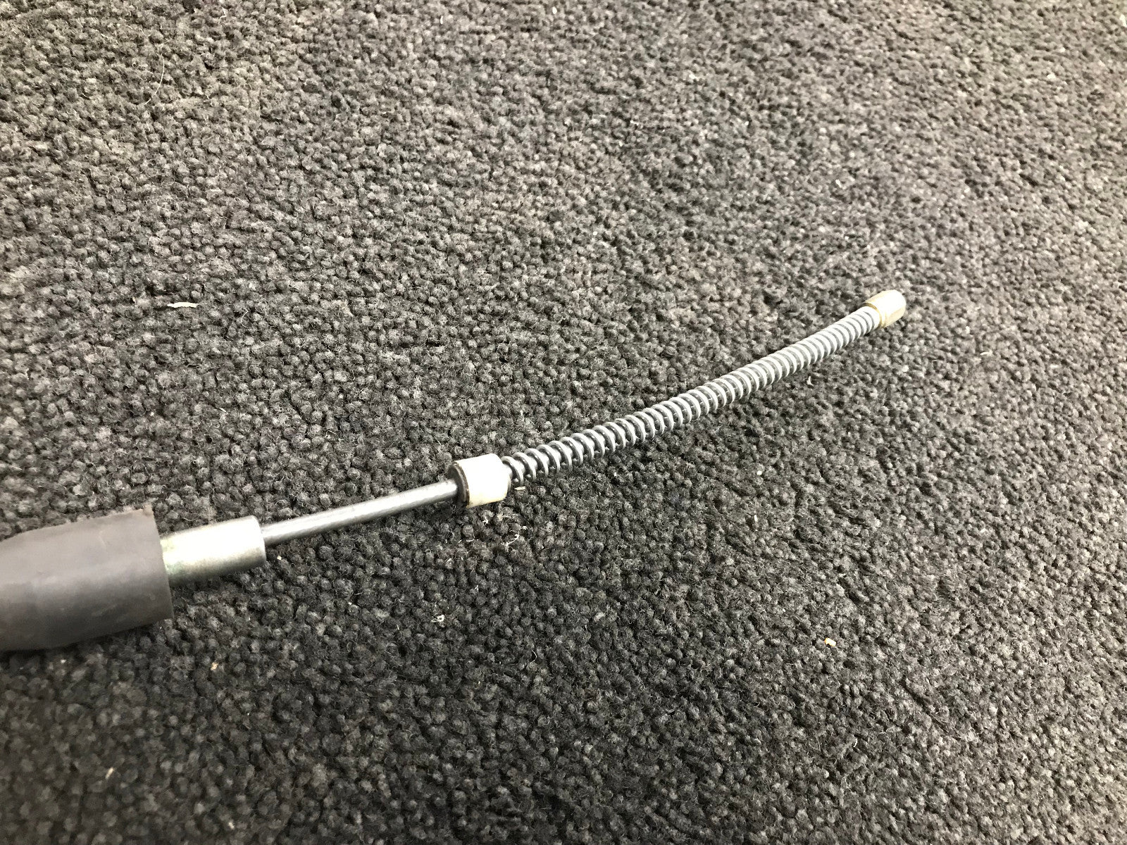 FOR AUDI 80 1.6 1.8 2.0 1986-1991 SALOON REAR LEFT HAND SIDE HANDBRAKE CABLE