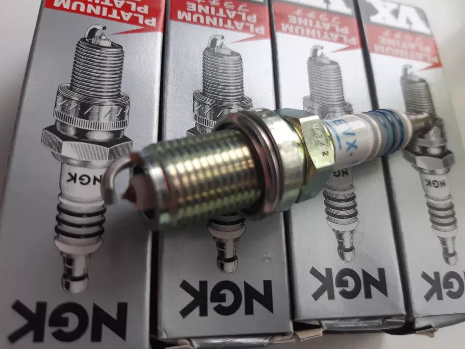 1 set of 4 GENUINE NGK BKR6EVX SPARK PLUGS (3539)