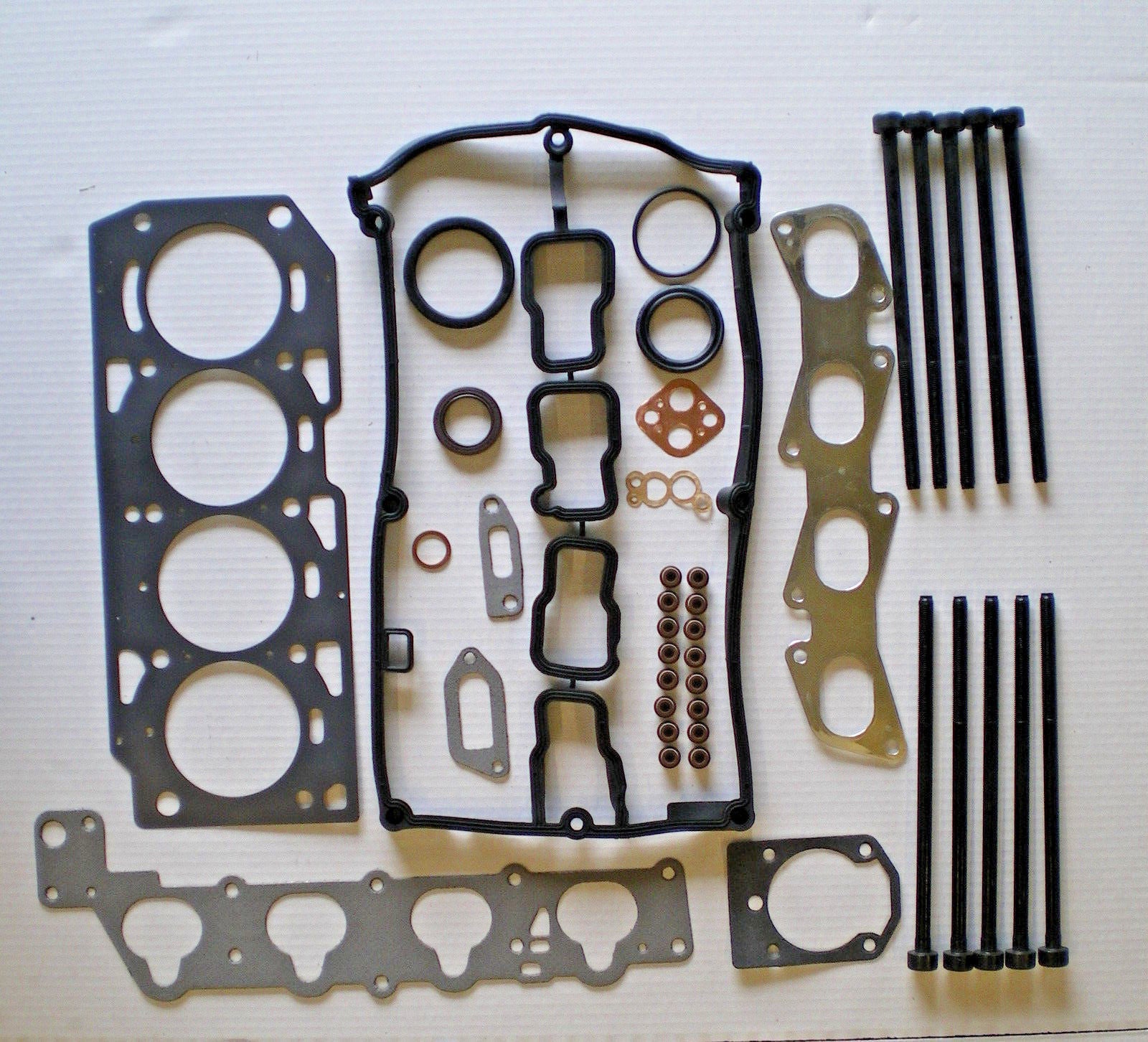 FOR ALFA ROMEO 147 156 1.6 16V T SPARK 2001 ON NEW HEAD GASKET SET HEAD BOLTS