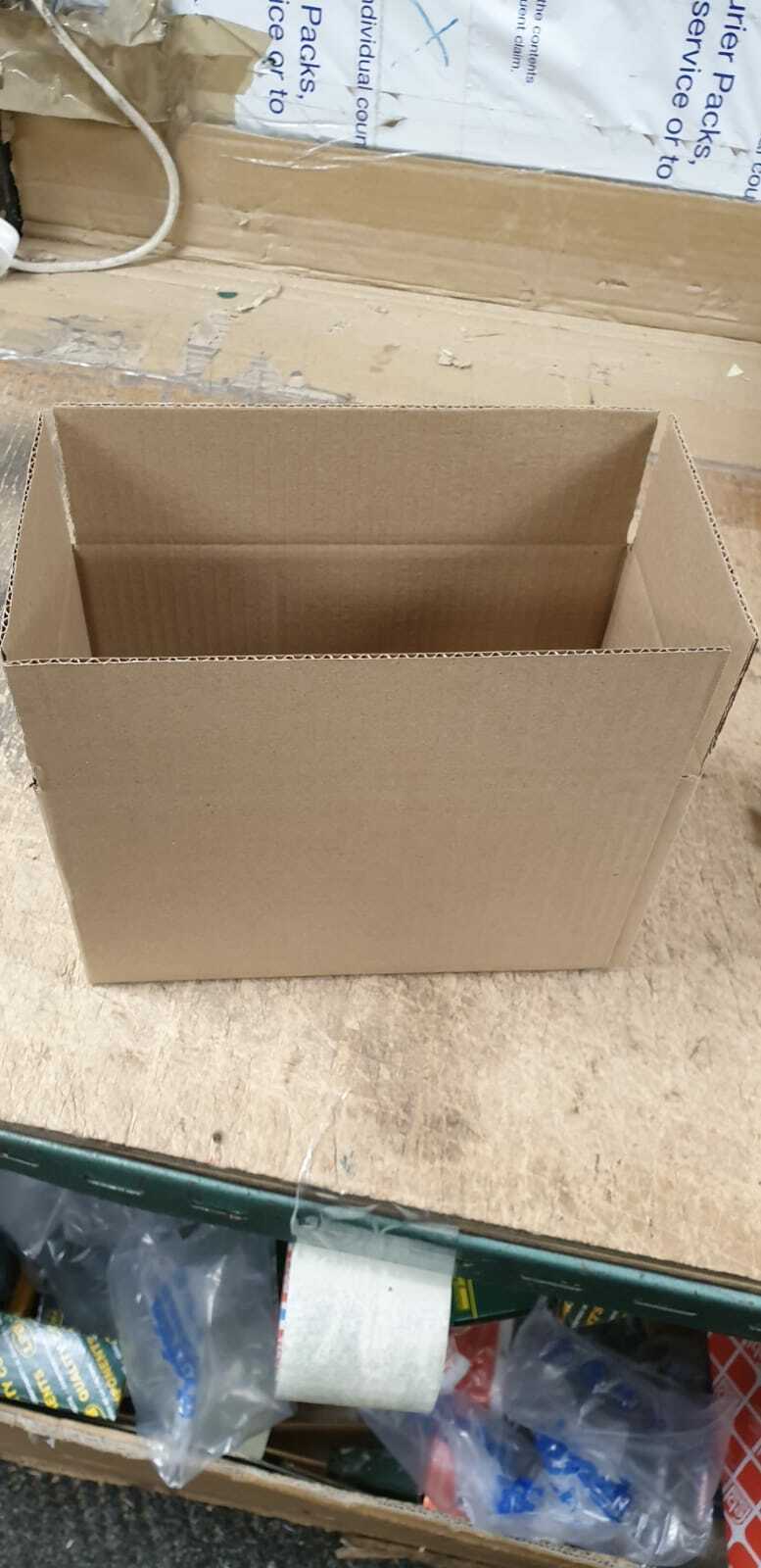 PACK OF 25 Small cardboard packing boxes 250mmx 150mm  x 140mm high