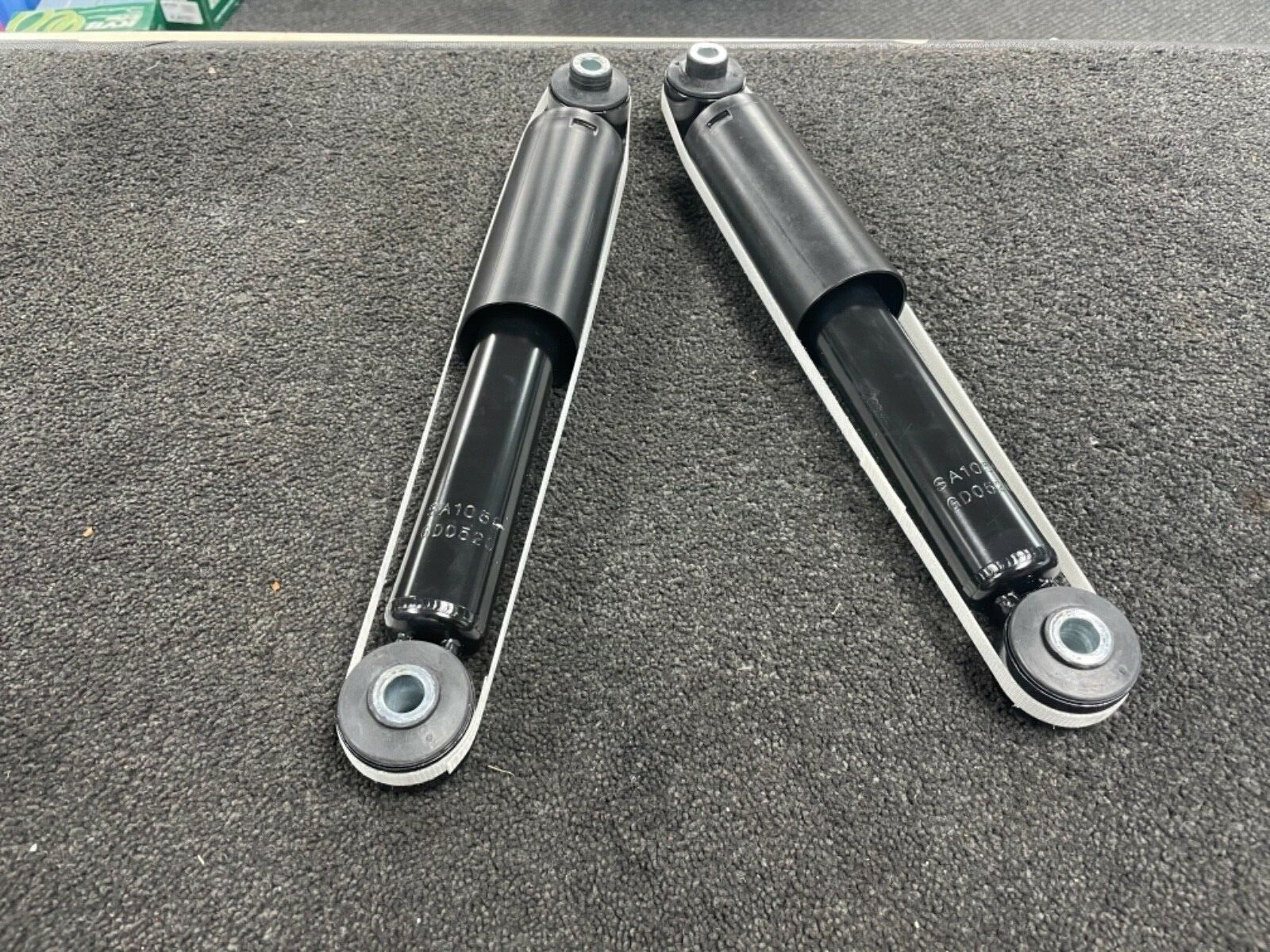 FOR FORD MONDEO MK2 ESTATE 96> 2000 REAR SHOCK ABSORBERS X2 
