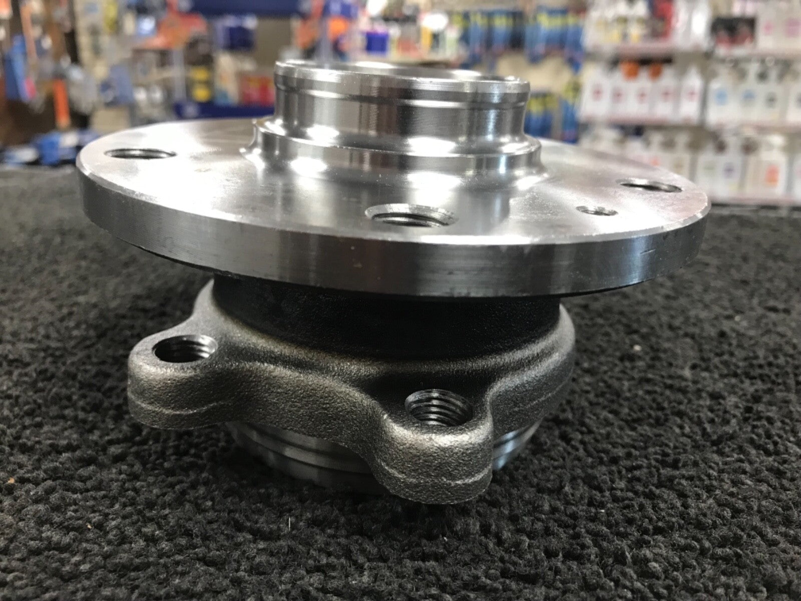 FOR AUDI S3 RS3 QUATTRO VW GOLF R FRONT OR REAR WHEEL BEARING HUB 4 STUD KIT
