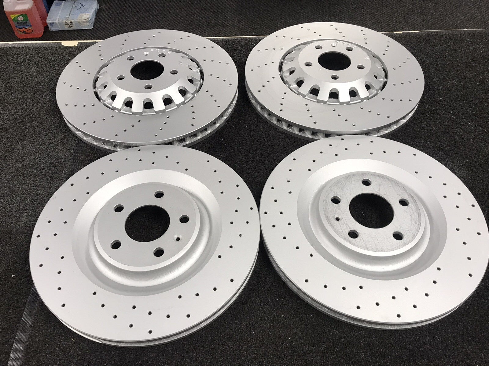 AUDI Q7 QUATTRO 4M PERFORMANCE CROSS DRILLED  BRAKE DISC FRONT REAR 375/350MM