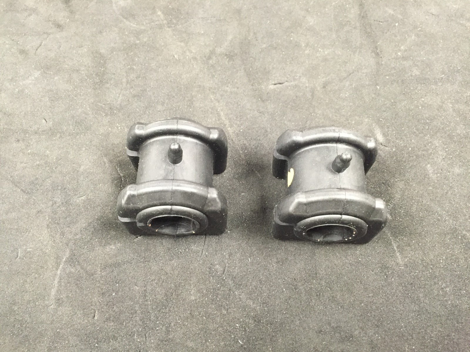 FOR FRONT ANTI-ROLL SWAY BAR STABILIZER BUSH FOR DODGE CALIBER PAIR 