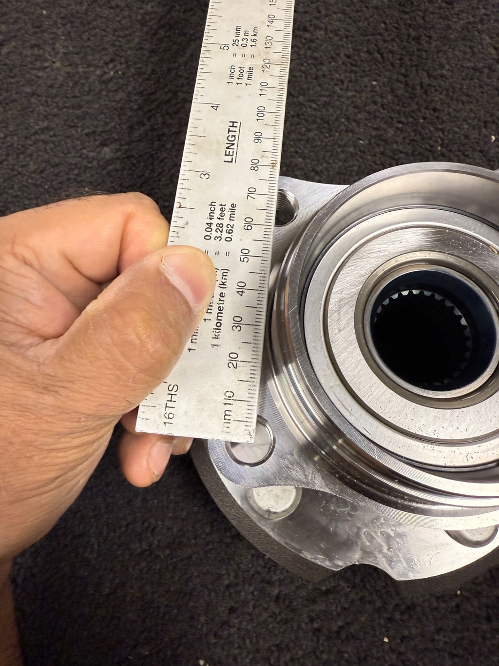 ALPHARD VELLFIRE 08-14 AWD 4WD REAR WHEEL AXLE HUB BEARING COMPLETE