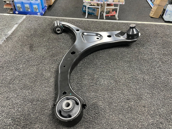 For Hyundai Santa Fe 2006-2012 Front Left Lower Wishbone Suspension Arm