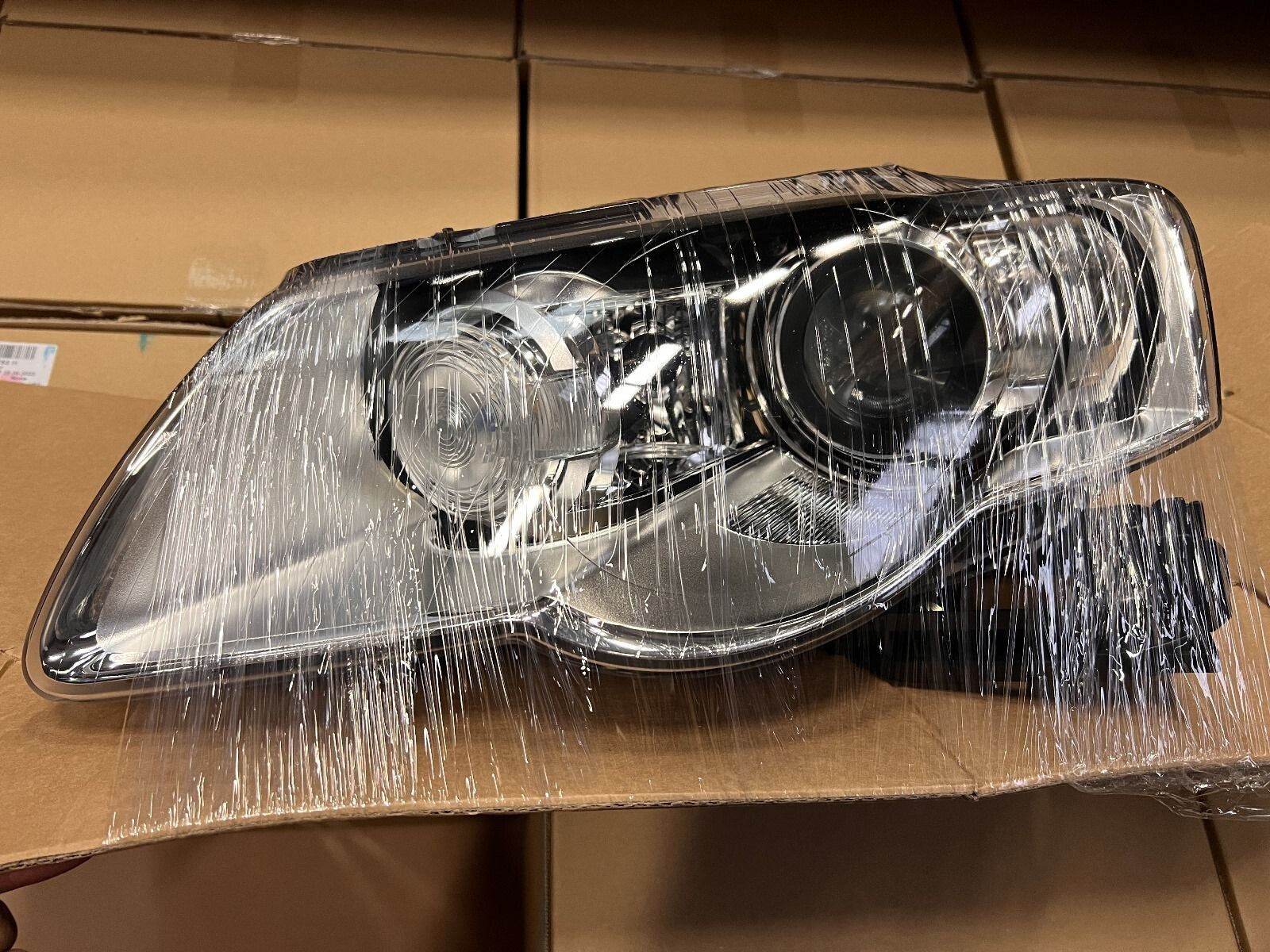GENUINE PASSAT B6 2005-2010 HEADLIGHT NS LH PASSENGER WHILE STOCK LAST BRAND NEW