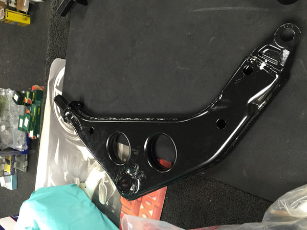 BMW MINI ONE COOPER S CONVERTIBLE 2001-2006 LOWER WISHBONE SUSPENSION ARM RH 
