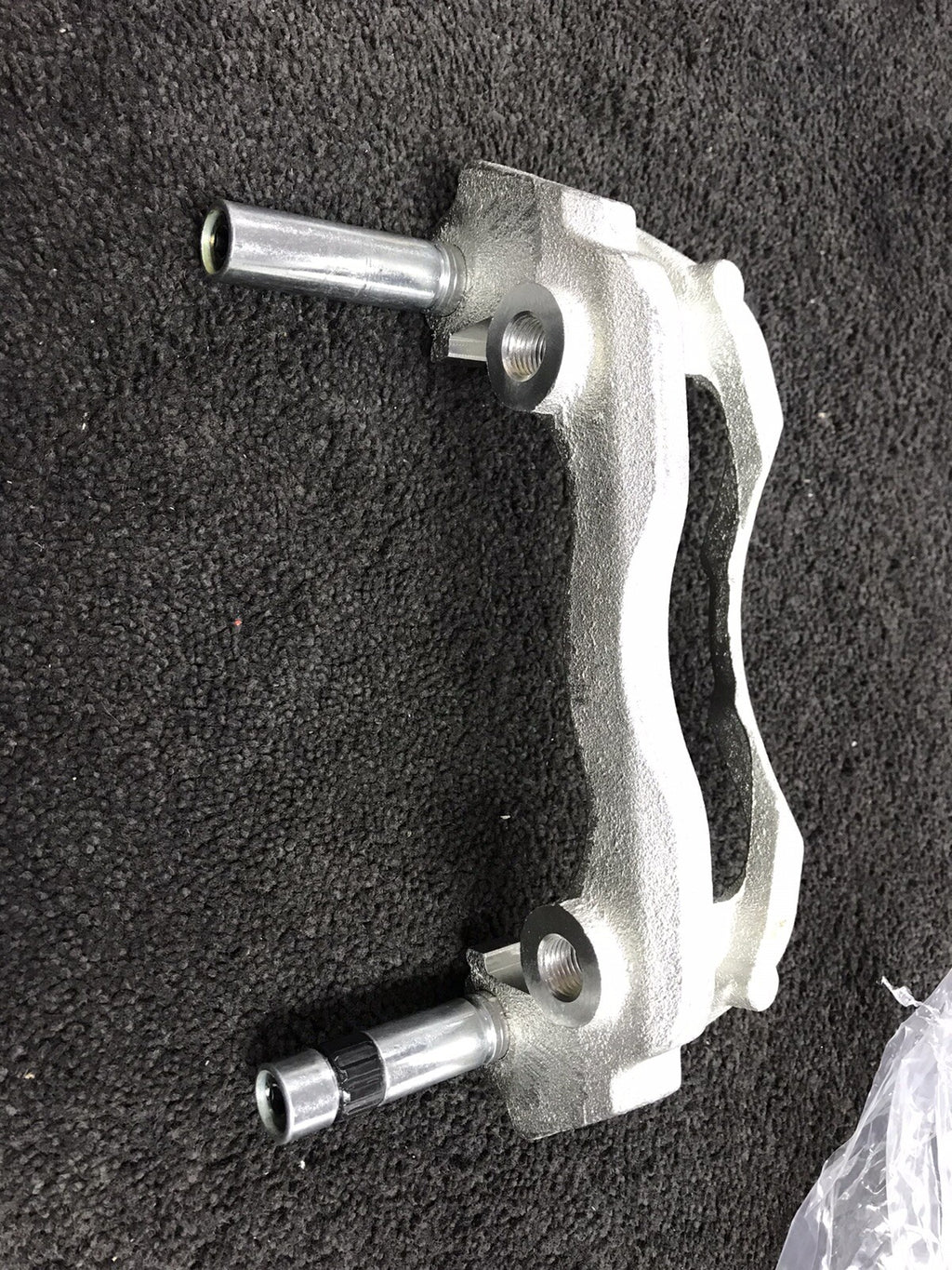 FRONT BRAKE CALIPER BRACKET FITS LH OR RH SIDE  FOR  SPRINTER CDi  2006-17