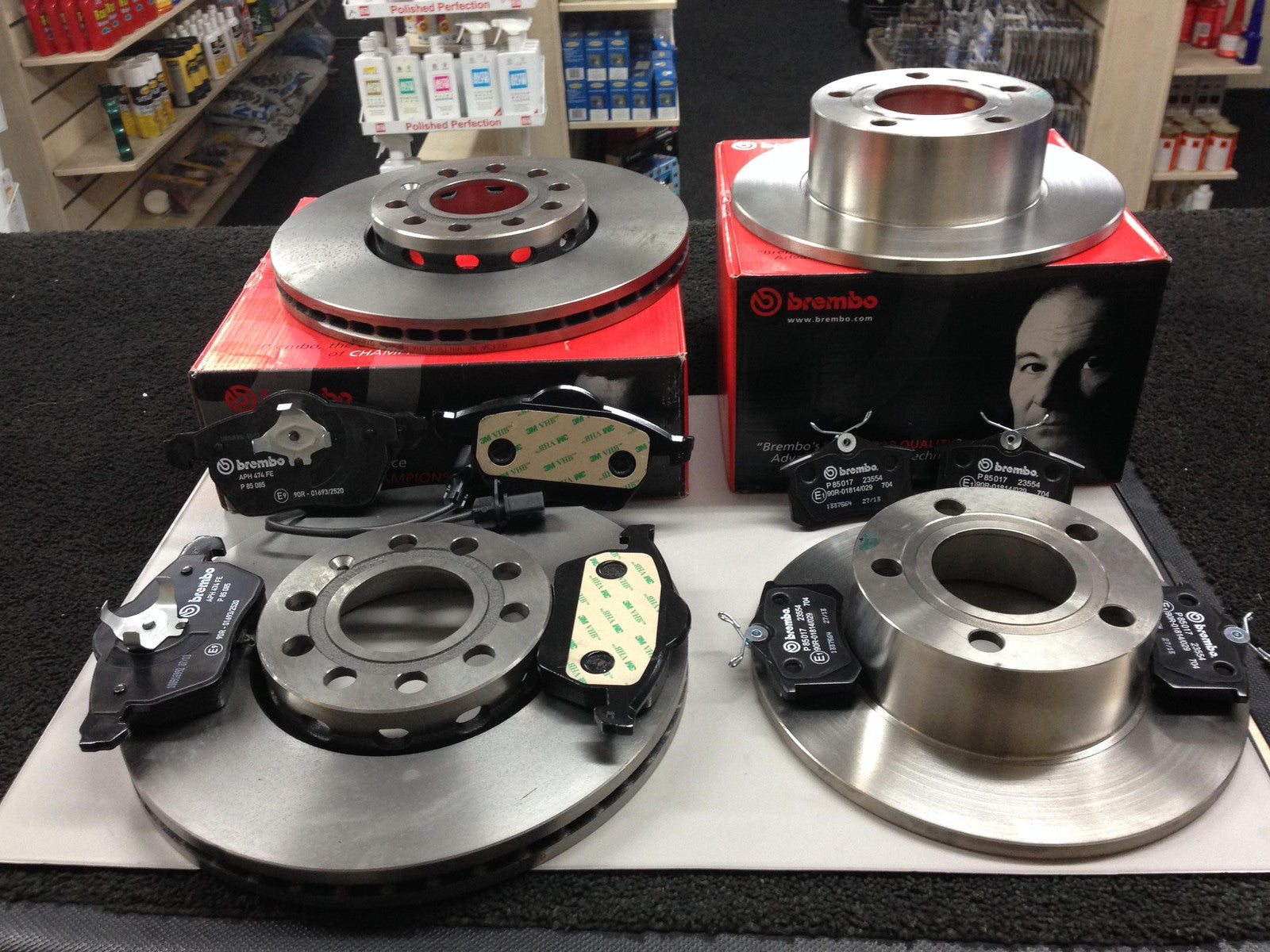SKODA SUPERB 1.8 1.9 2.0 FRONT REAR BRAKE DISC BRAKE PADS BREMBO FRONT REAR