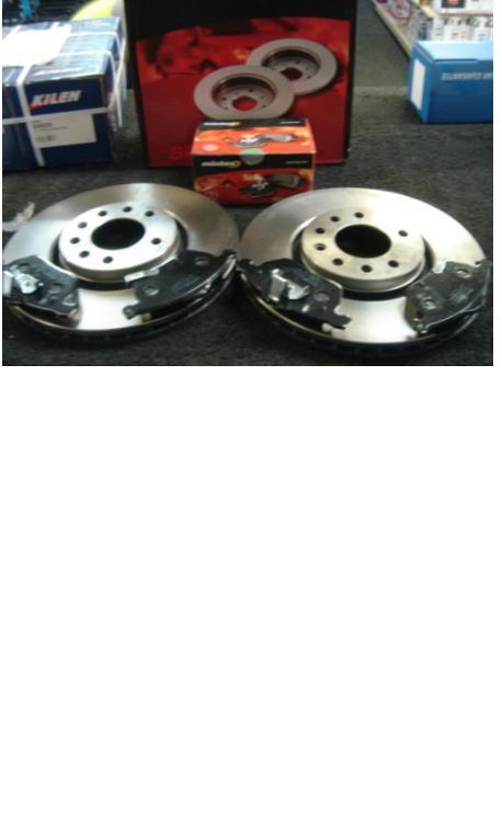 VW GOLF MK5 2.0GTTDI 140 BHP FRONT BRAKE DISCS BRAKE PADS MINTEX  