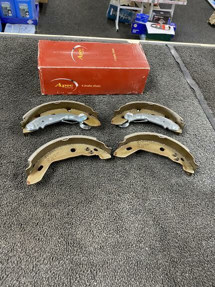  FOR MERCEDES  BENZ  A140 1.4 W168 APEC REAR BRAKE SHOES SET OF 4