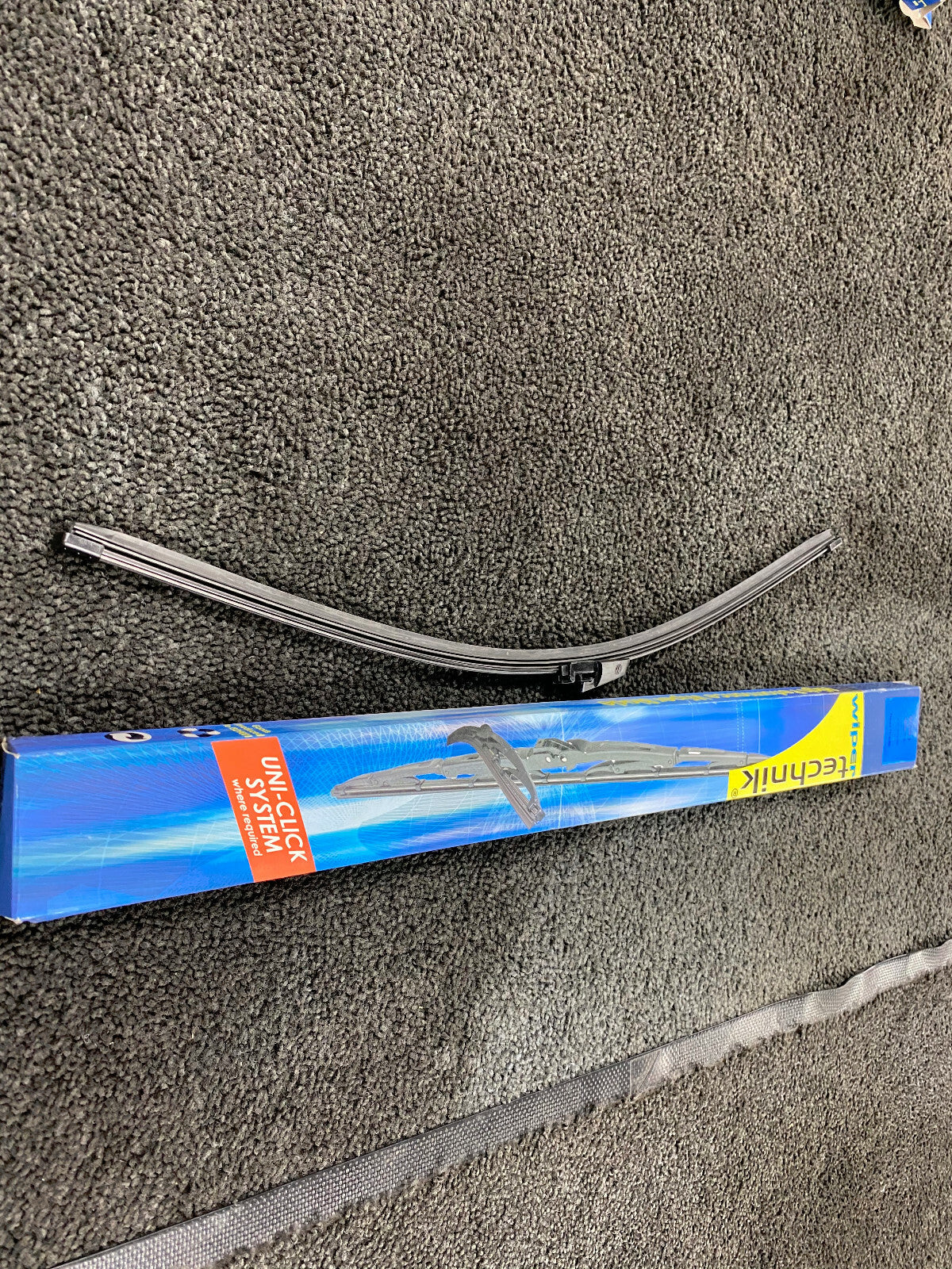 FOR VOLKSWAGEN TRANSPORTER T5 T6 REAR WIPER BLADE 1X18"/450MM