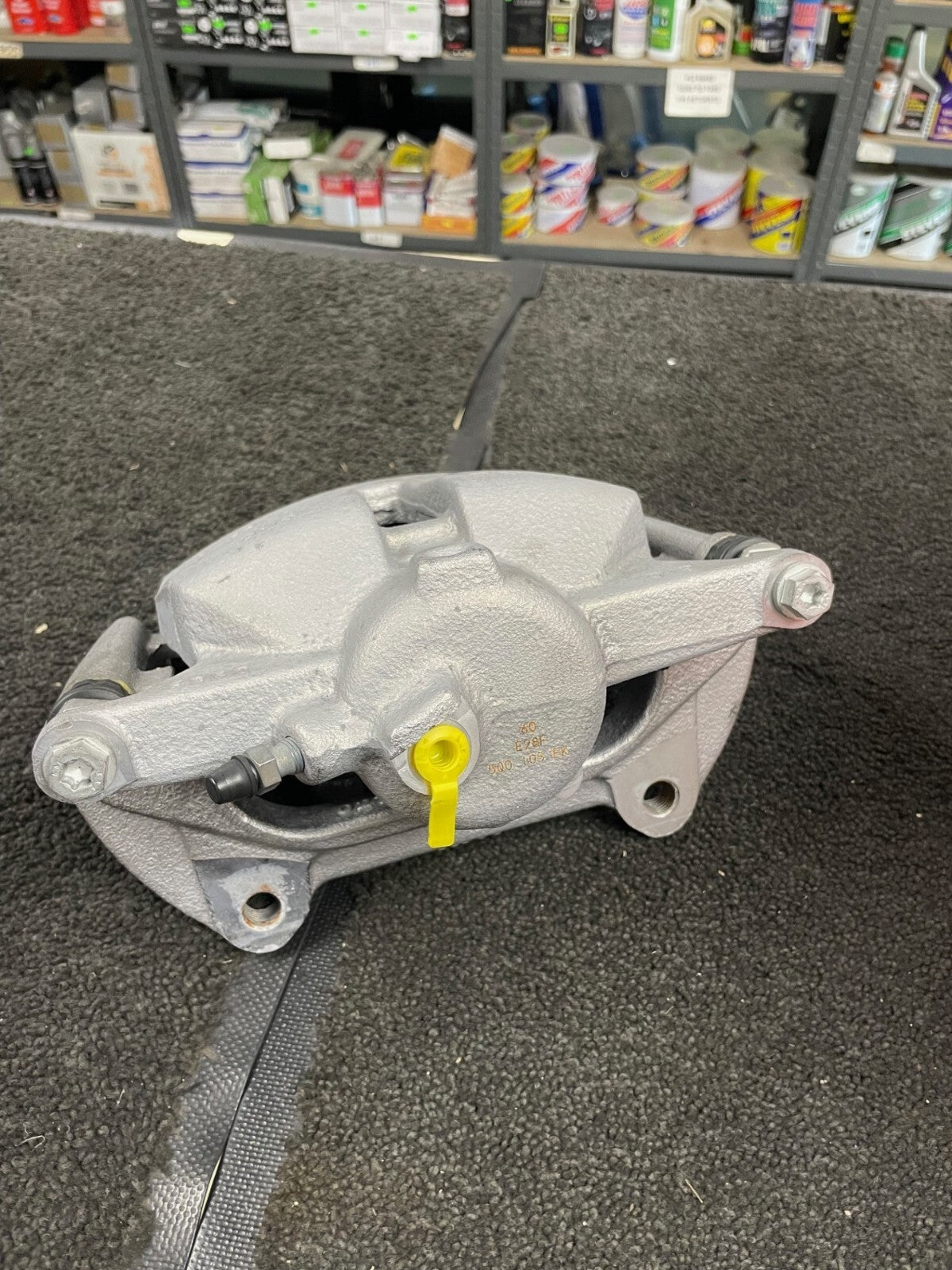SUPERB 3V TSi TDi NS LH FRONTFRONT BRAKE CALIPER COMPLETE CARRIER  340