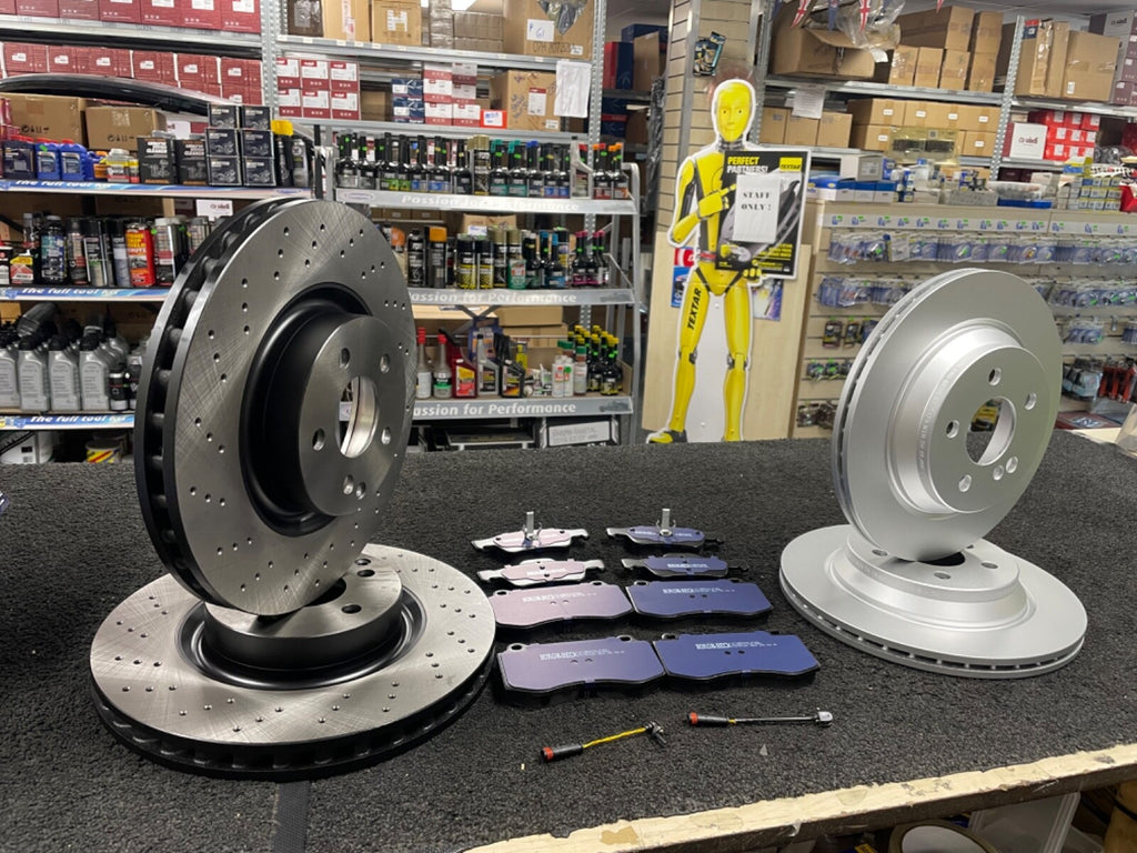 FOR  S-CLASS S350 FRONT REAR BRAKE DISCS DRILLED AND PADS  350mm 320mm