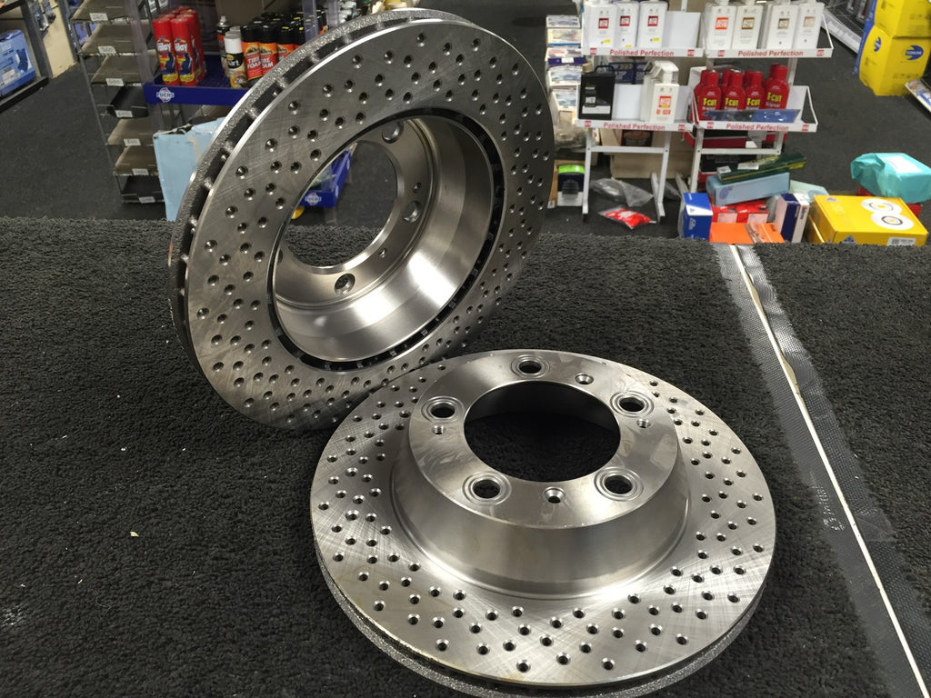 PORSCHE 911 3.6 CARRERA 4S TRIPTRONIC BRAKE DISC REAR CROSS DRILLED 330MM