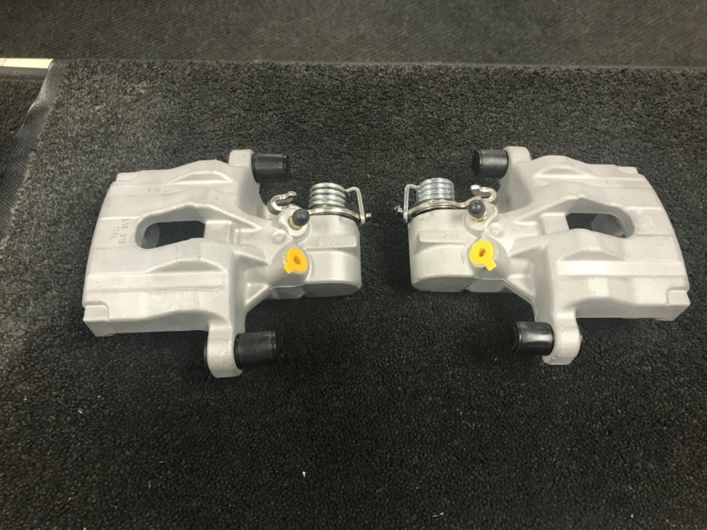 RENAULT LAGUNA MK2 2 REAR BRAKE DISC WITH WHEEL BEARING BRAKE CALIPER LEFT RIGHT