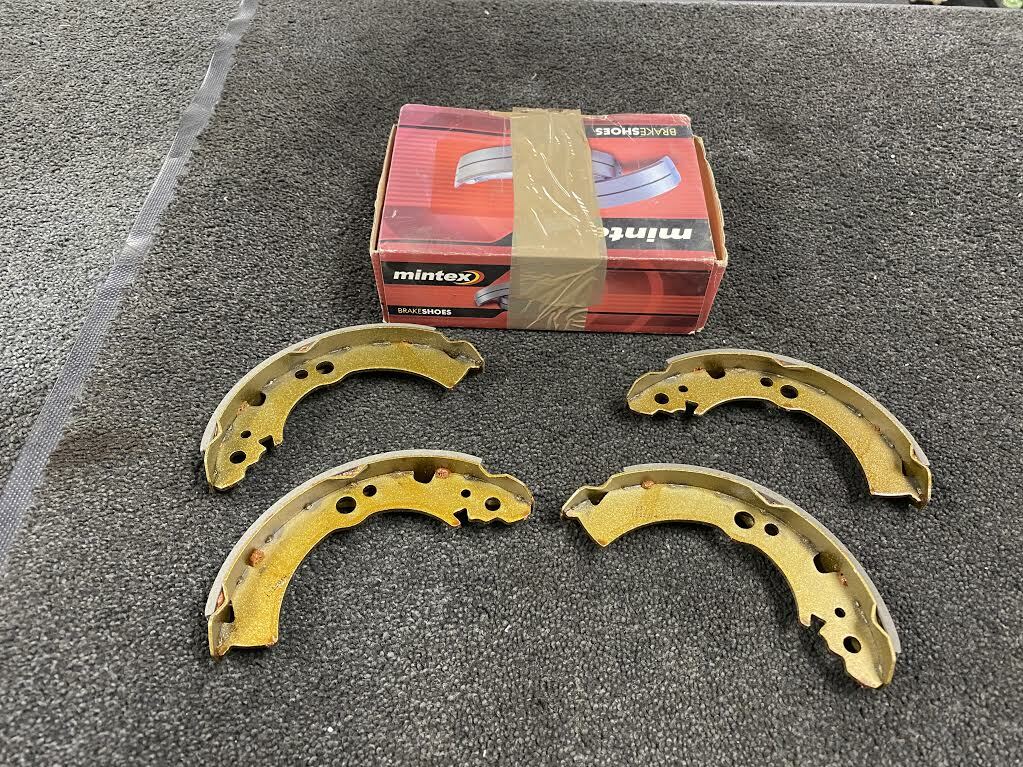 FITS NISSAN FIGARO 1.0 MICRA 1.0 PAO 1.0 MINTEX BRAKE SHOES REAR 1991 -1992
