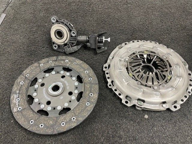 LUK CLUTCH KIT CITROEN C4 C5 DS5 3008 308 508 SEMI AUTOMATIC LUK 624 3527 34