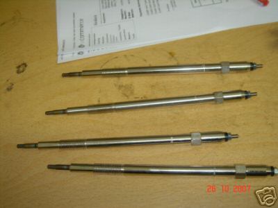 FOR  NISSAN PATROL 3.0 TERRANO 3.0  GLOW PLUGS X4