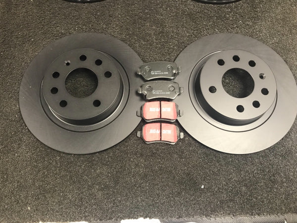 FOR VAUXHALL ASTRA ZAFIRA  VXR BRAKE DISC  BRAKE PADS REAR 