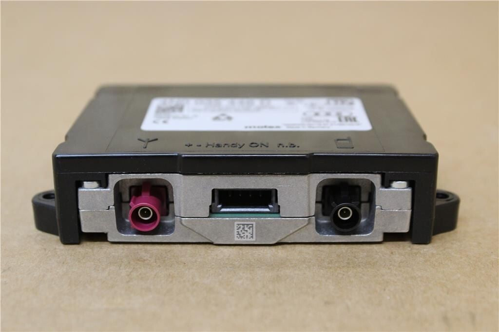 AUDI A3 RS3 2017-21 AREAL BOOSTER 2 WAY MOBILE SIGNAL BOOSTER 4N0035446D GENUINE