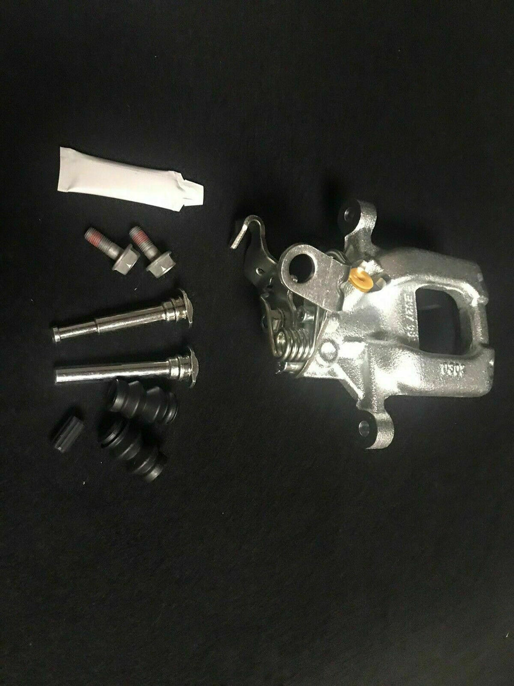 REAR BRAKE CALIPER LH NS SIDE SKODA OCTAVIA VRS MK2 1Z 272MM BOSCH