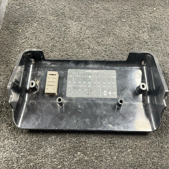 LANDROVER DEFENDER 90 110 TD5 300TDI FUSE BOX COVER AMR5069