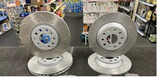 Q3 TDI QUATTRO S LINE (MK1 FL (8U))  FRONT REAR DRILLED CROOVED BRAKE DICS