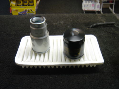 FOR TOYOTA COROLLA 1.4 D4D OIL FILTER AIR FILTER FUEL FILTER SERVICE KIT 