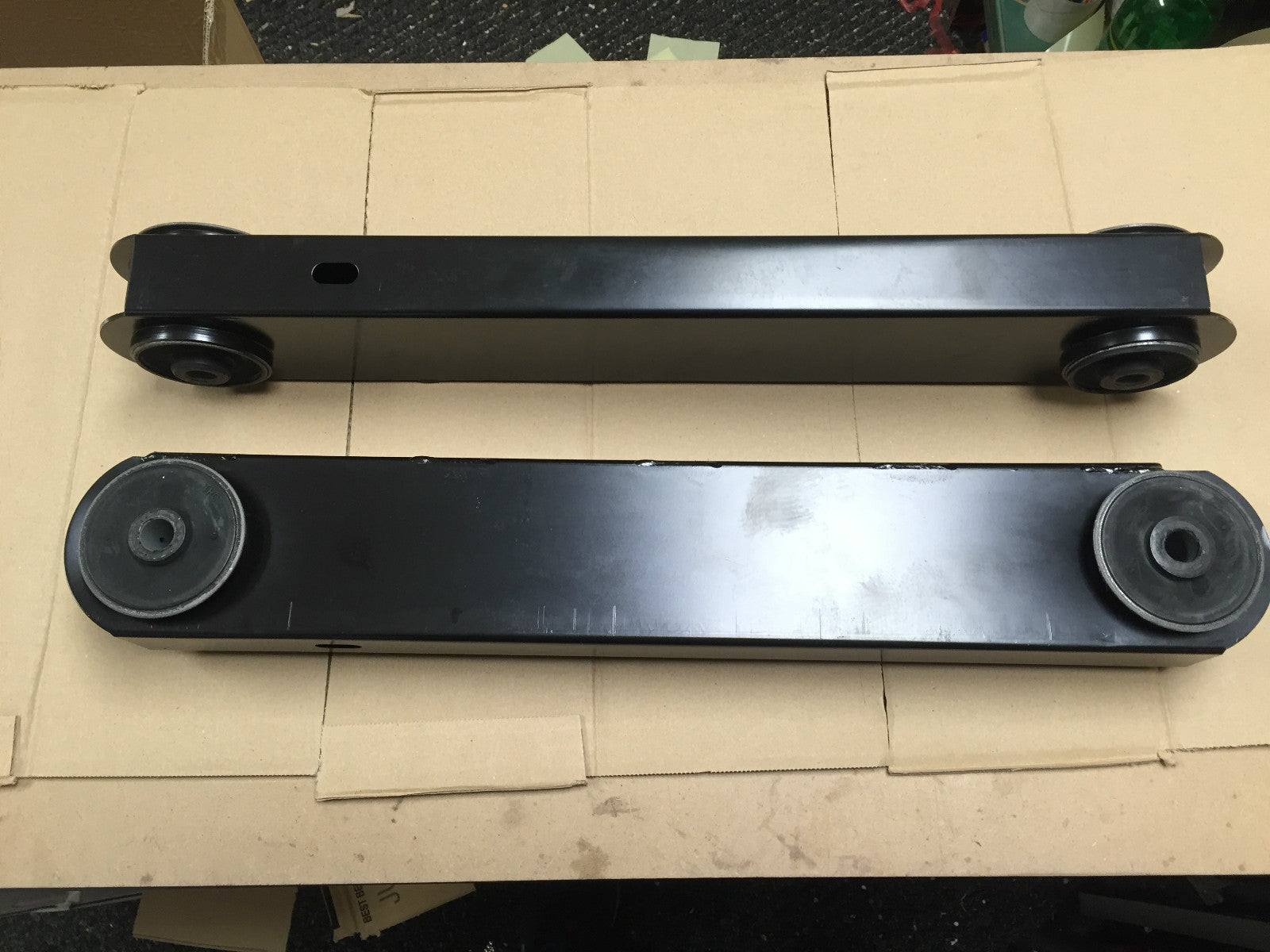 FOR CHEROKEE LIBERTY KJ 2.4 2.5 2.8 DT 3.7 REAR UPPER ARM LOWER TRAILING ARM  